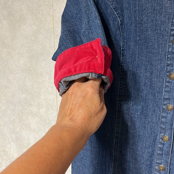 Vtg Denim 3/4 sleeve button up dress/duster size medium red corduroy cuffs - Picture 8 of 12